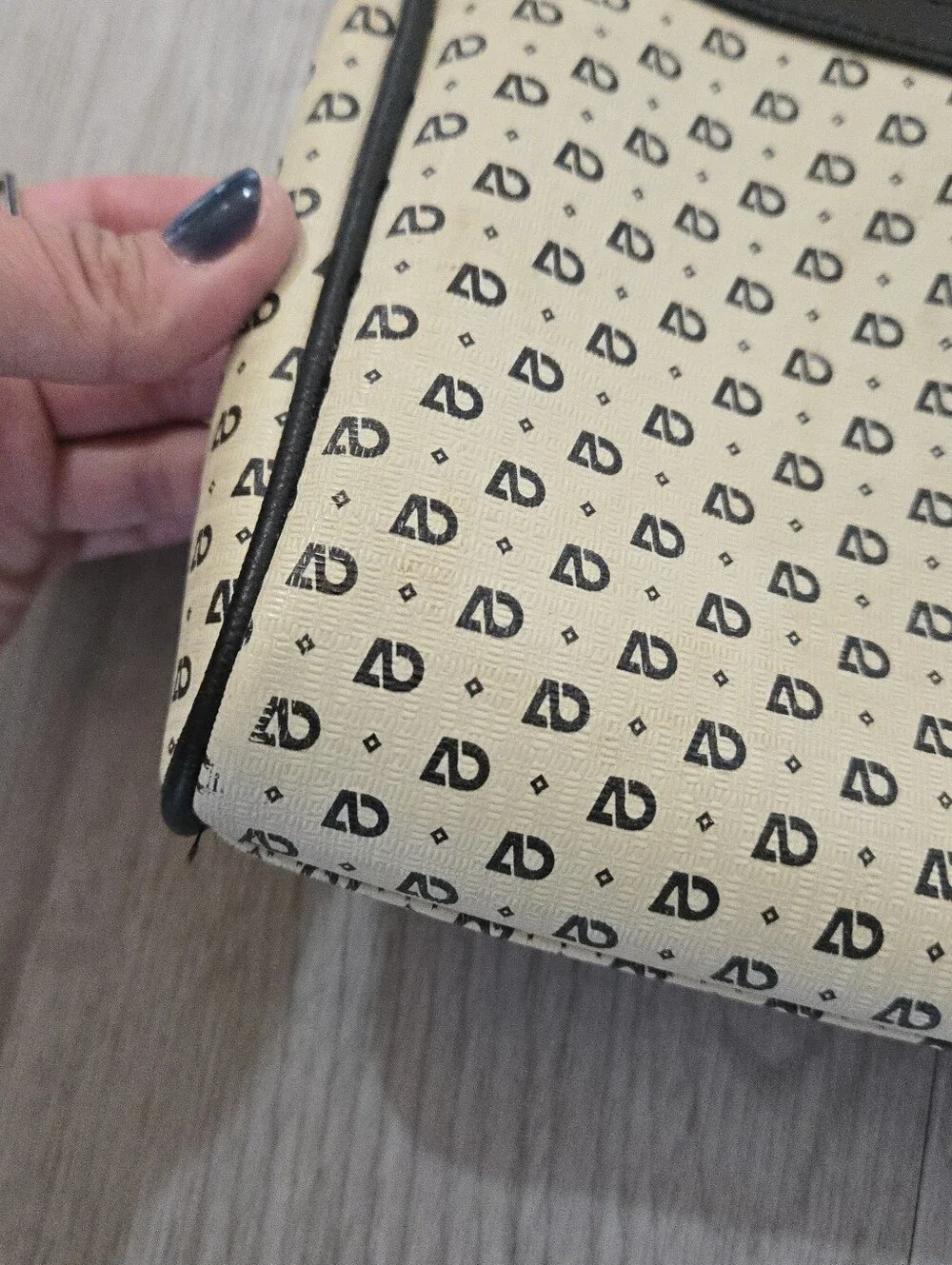 Vintage 80s? Almondo Logo Design Crossbody Purse